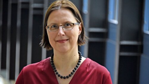 Prof. Dr. Silke Übelmesser